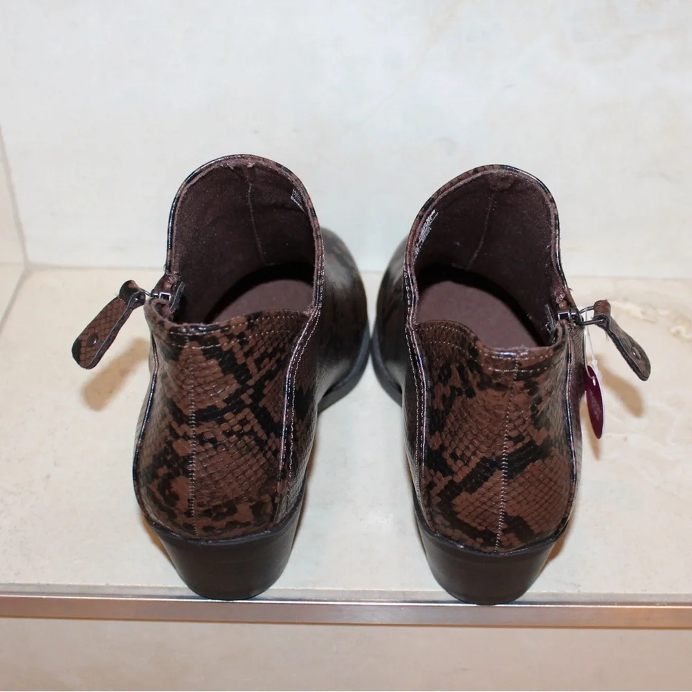 SO brown snake booties (women’s 9.5) (NWT) - Picture 4 of 12